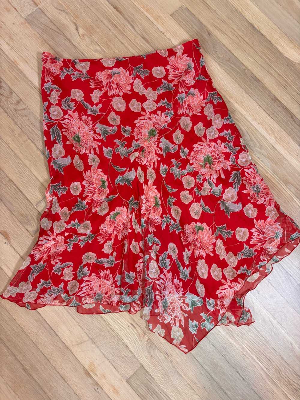 Vintage Robbie Bee 100% Silk Red Floral Beaded Asymmetrical Skirt Size 12 Y2K